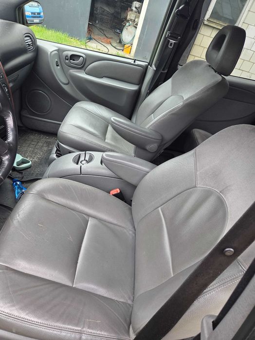 Chrysler Voyager