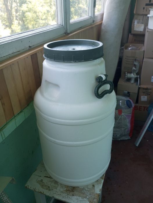 Бочка пластиковая