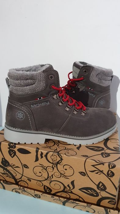 Buty nowe damskie ocieplane zimowe rozmiar 38 / wkładka 25 cm