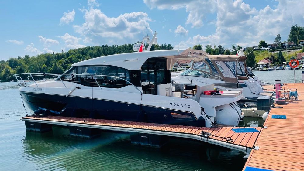 Jacht Motorowy PARKER 110 MONACO 2x 300 MERCURY Faktura VAT 23%