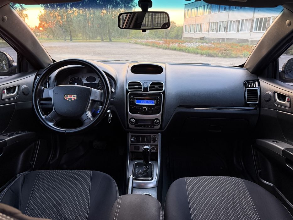 Продам Geely Emgrand 2012г.
