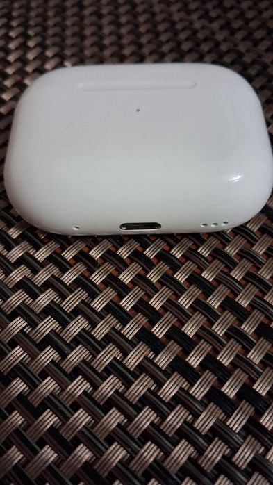 Apple AirPods Pro 2-го поколения