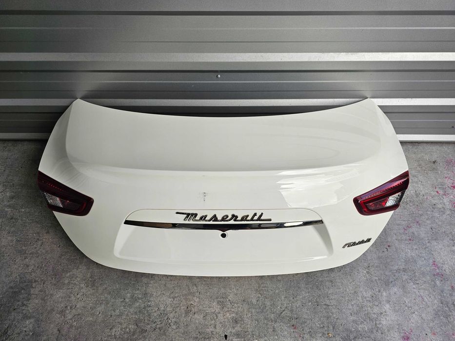 Maserati Ghibli Кришка багажника