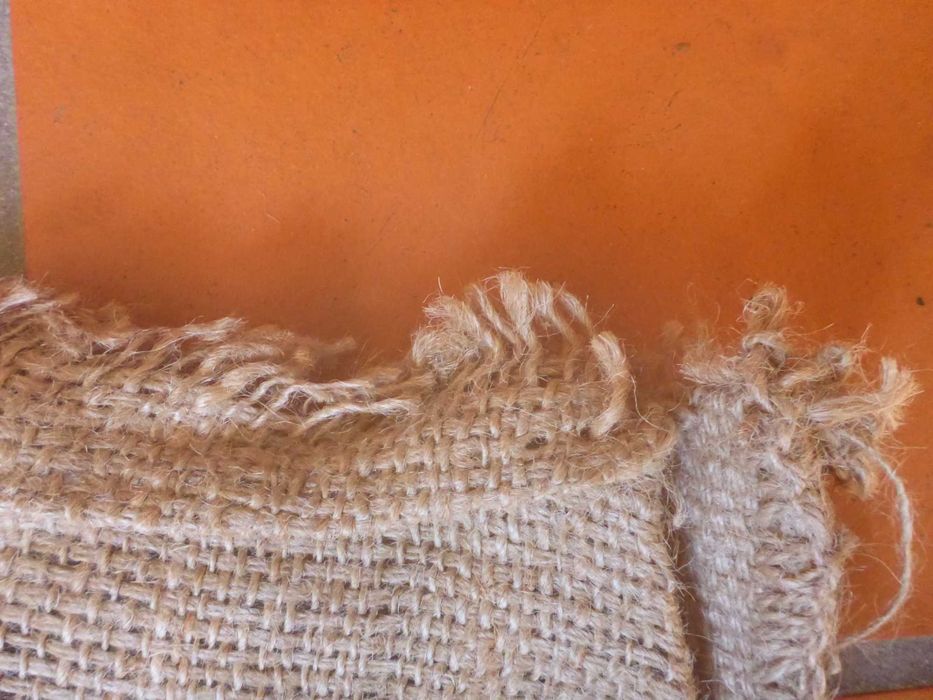 Dois sacos usados de serapilheira juta natural - transporte de café