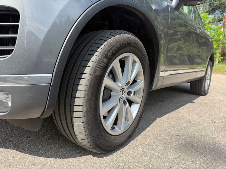 Volkswagen Touareg 2017 VIN WVGZZZ7PZHD043702 фото оголошення 5 з 19