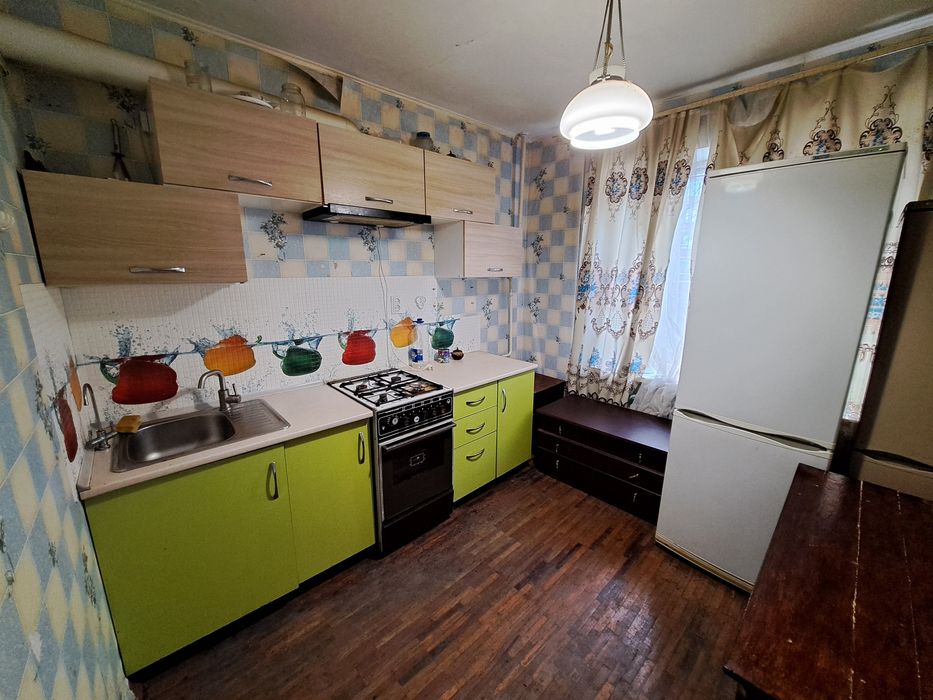 Аренда 3 ком.кв.ул.Быкова 4 р-н Лазурный