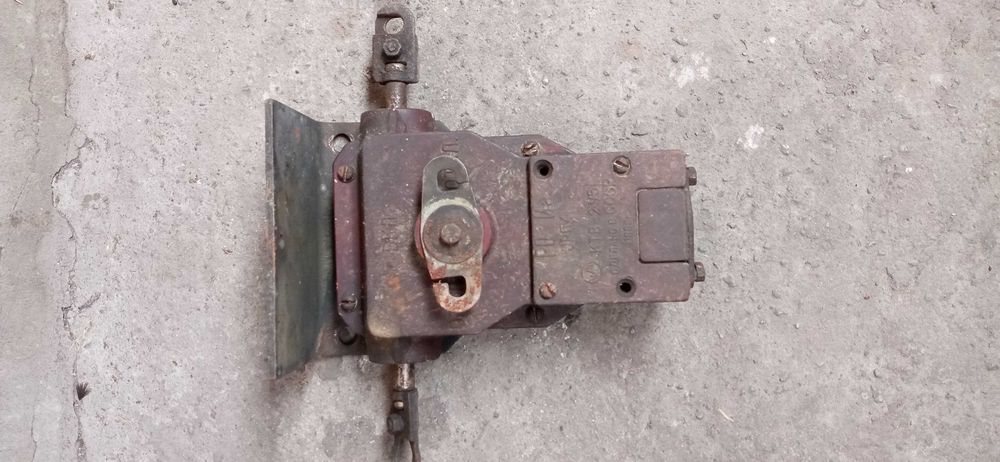 Вимикач кабель-тросовий КТВ-2.