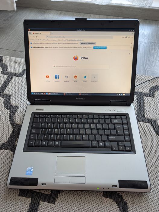 Toshiba satelitte L40-18W