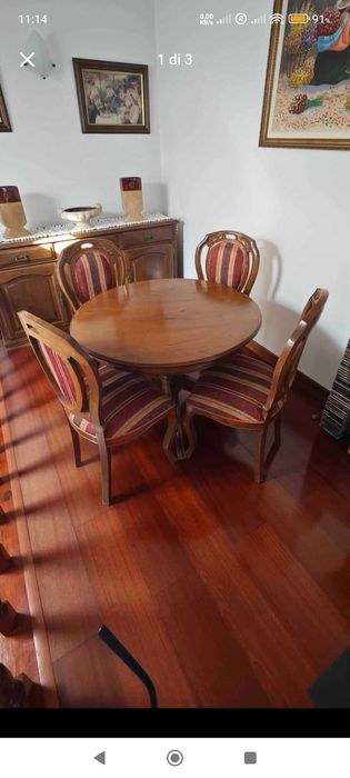 Mesa com quatro cadeiras vintage