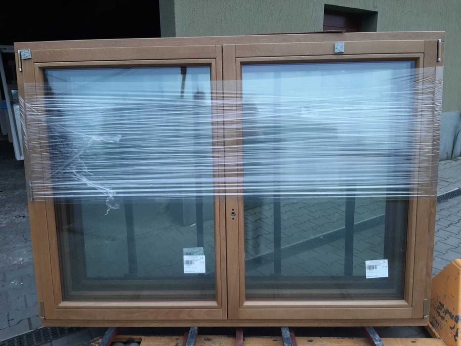 Okno drewniane dębowe dwuskrzydłowe 192cm x 138cm
