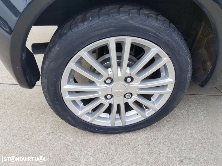 Mitsubishi Colt 2008 para peças