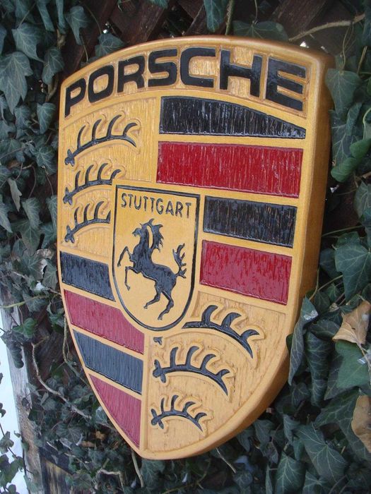 Porsche Ręcznie rzeźbione logo w drewnie. UNIKAT