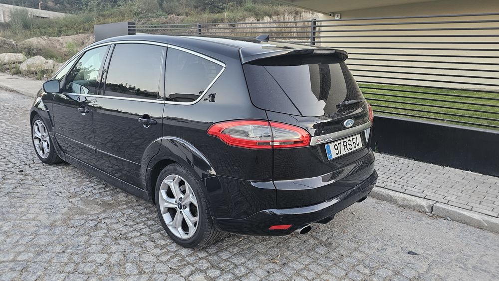 Ford S Max Titanium S