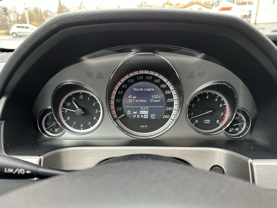 Mercedes-Benz W212 E250CGI Avantgarde(Benzyna) z automatyczną skrzynią