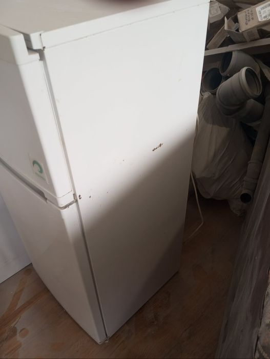 Холодильник Беко.