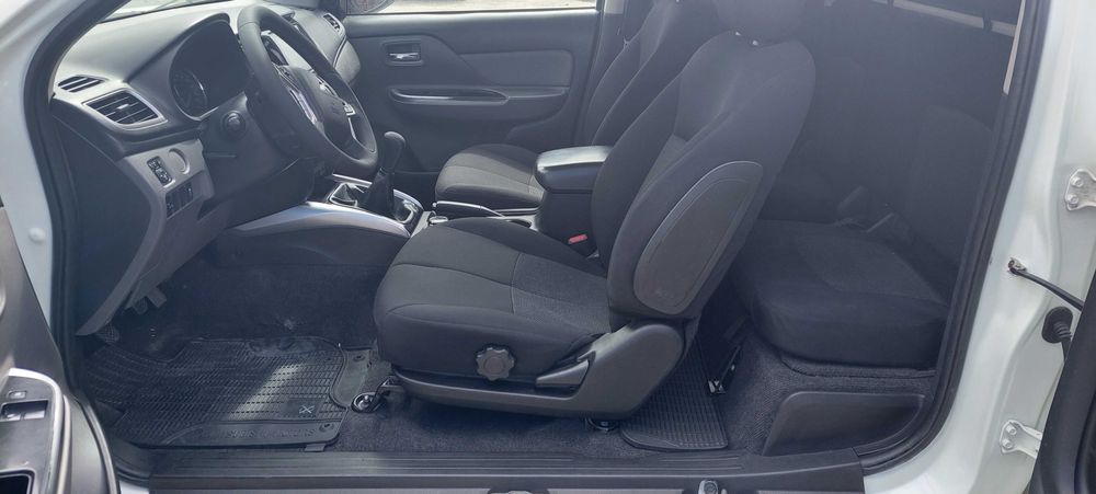 Mitsubishi L200 Instyle Strakar