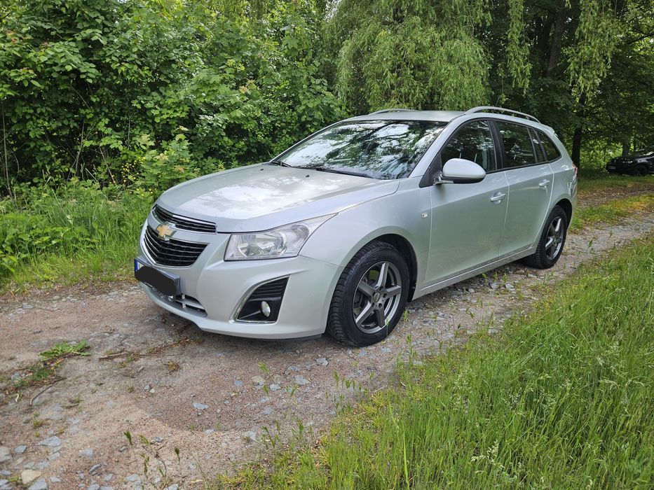 Chevrolet Cruze 2013  рік 1.7 дизель для військових
