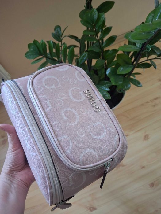 Nerka guess monogram