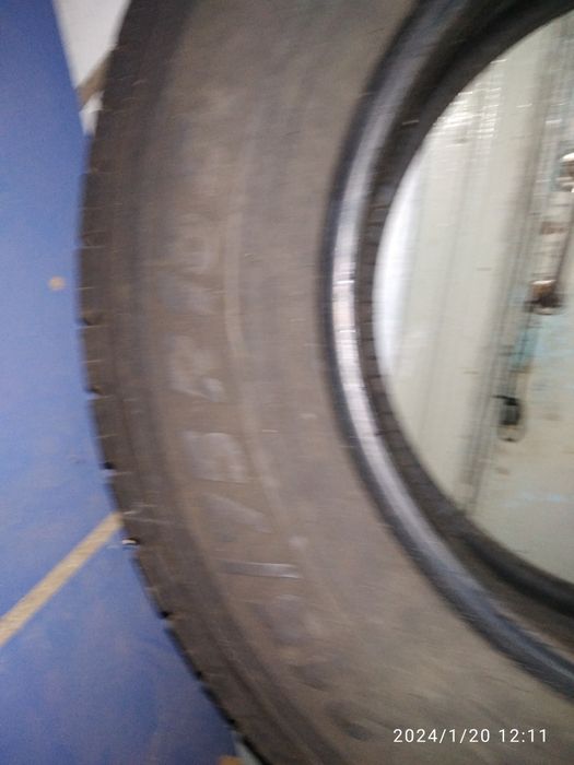 Комплект зимової гуми.