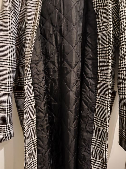 Płaszczyk damski z kapturem