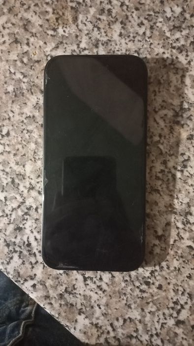 iPhone 15 на запчастини