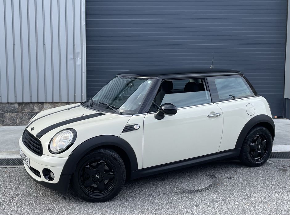 Mini Cooper 1.4i64846413696385120