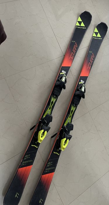 Narty Fischer the Curv RC4 Ti