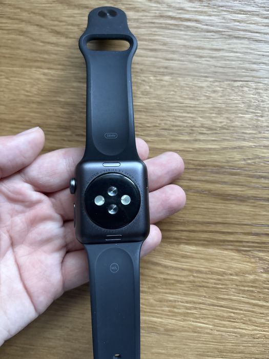 Годинник Apple watch 3