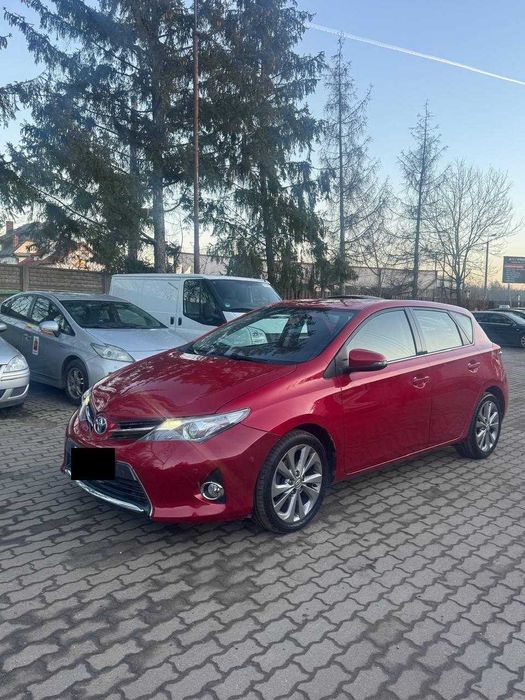 Здам в оренду/ прокат TOYOTA AURIS 1.8 ГАЗ HYBRID