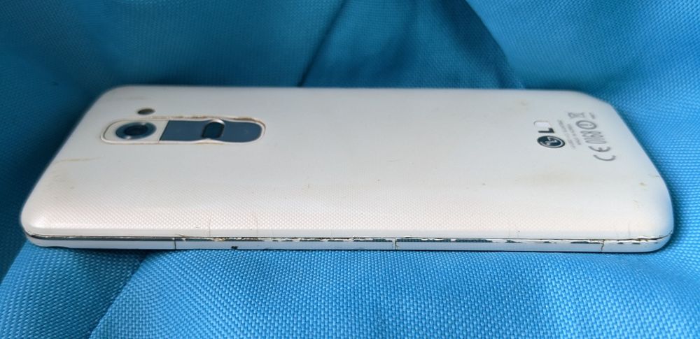 Смартфон LG G2 D802