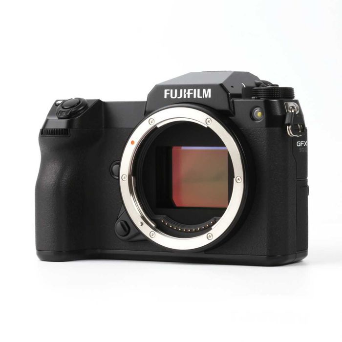 Fujifilm GFX50S II Medium Format + Extras64750858641281124