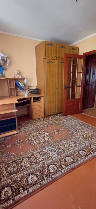 3 кімнатна з АО, нижня Польова.