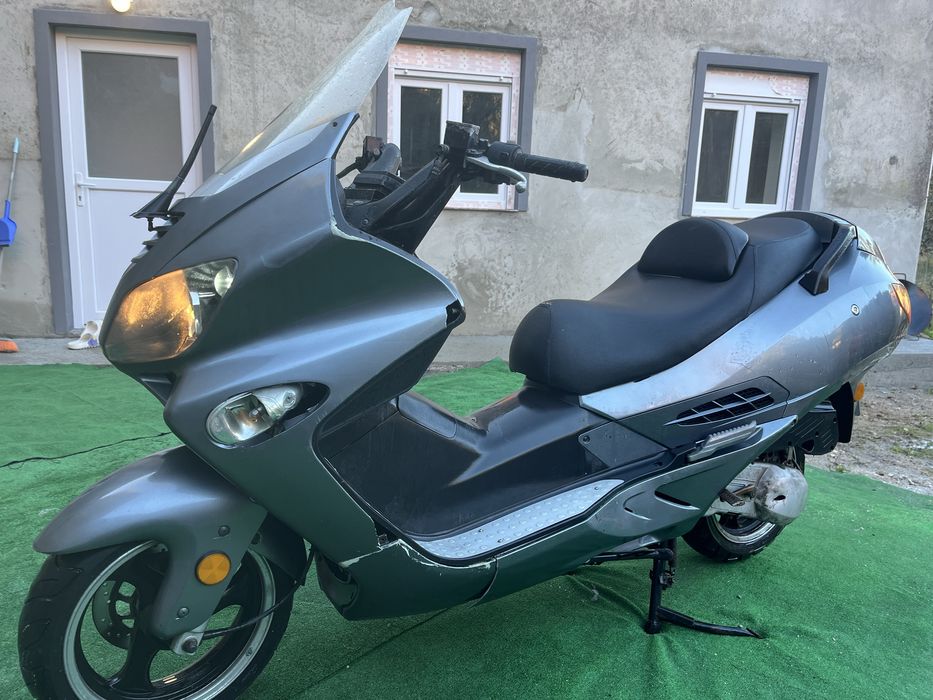 Moto jonway 125 scoter