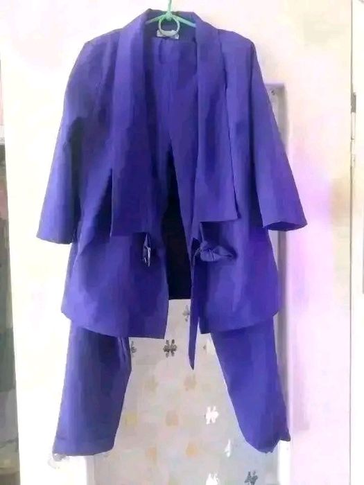 Брючный костюм.,