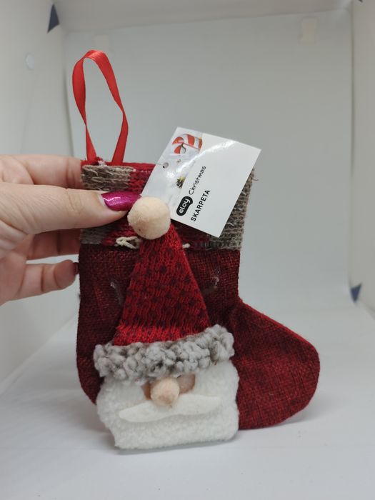 Czerwona świąteczna skarpeta z Mikołajem Eloy Christmas