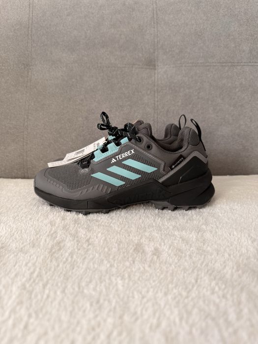 Wodoodporne buty trekkingowe adidas terrex swift r3 gtx gore tex hp8716 r. 38