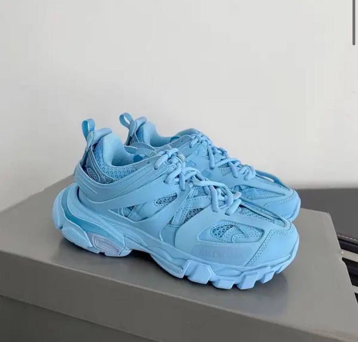 кросівки Balenciaga Track 1