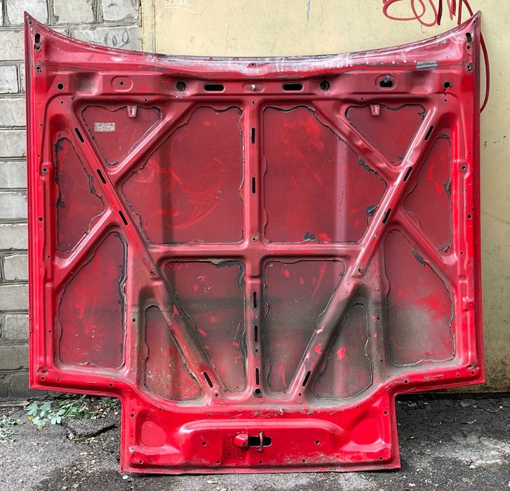 Продам капот Toyota Supra MK3