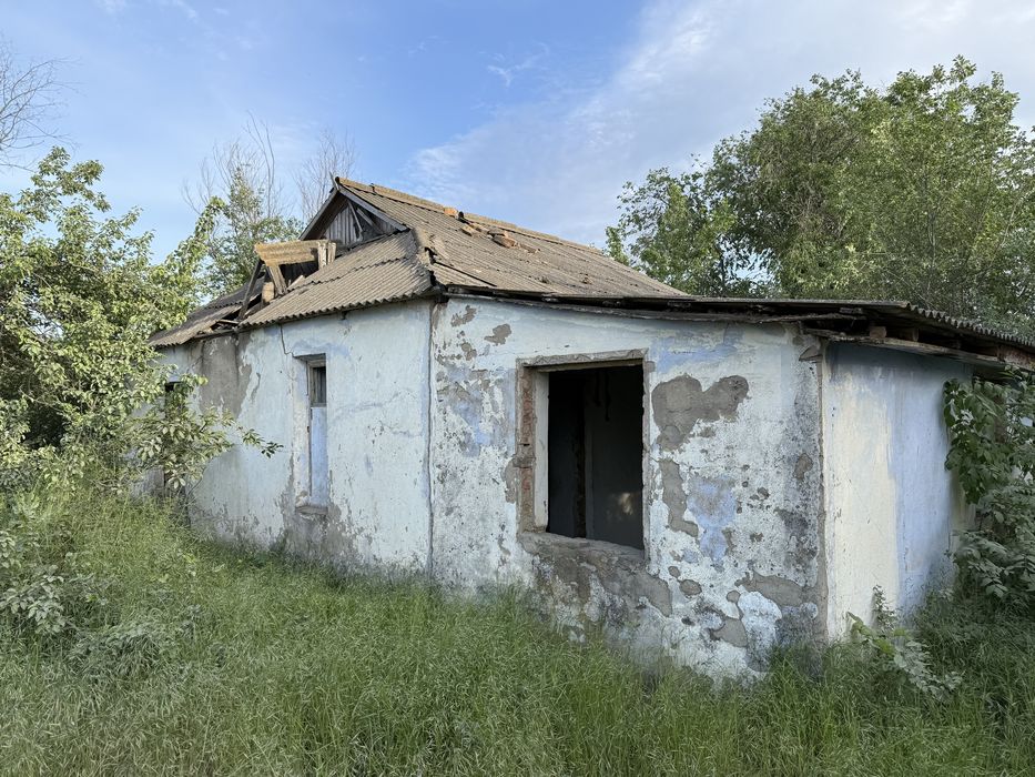 Продам будинок під знос