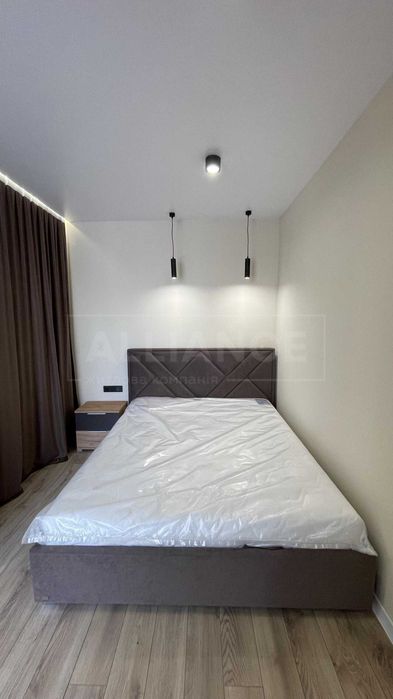 1 км квартира з меблями та технікою в хорошому ЖК в ЕКО-зоні