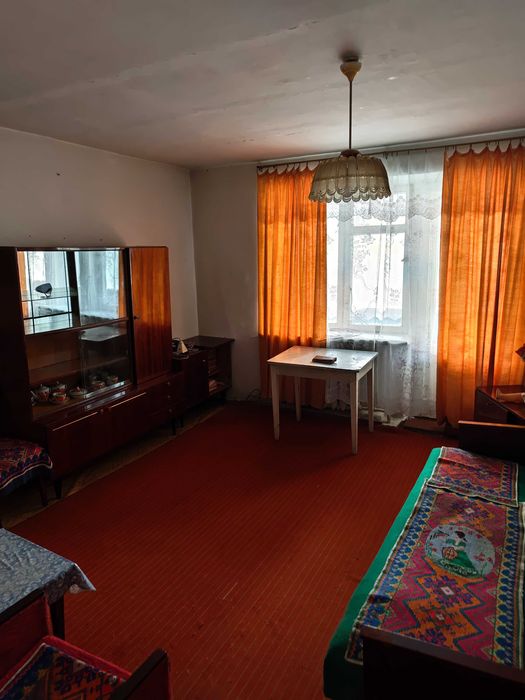 Продається 2-х кімнатна квартира в смт .Пальміра, Золотоніський р -н..