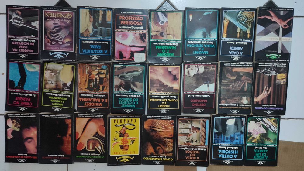 Lote 72 Livros Policiais Vampiro