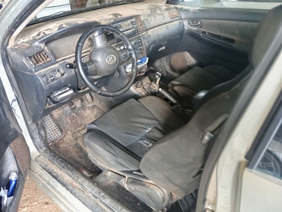 Toyota Corolla 14 — photo 2