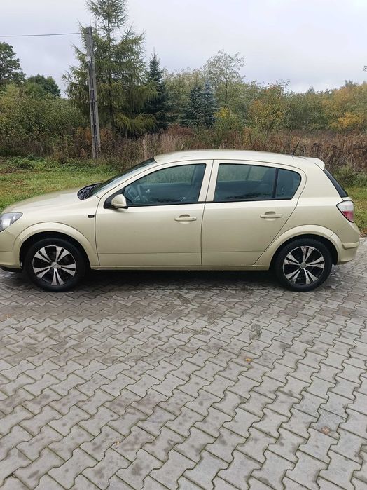 Sprzedam Opel Astra H 2004 rok