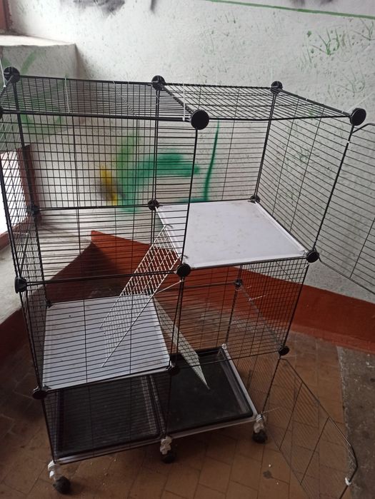 Продам клітку для тваринки