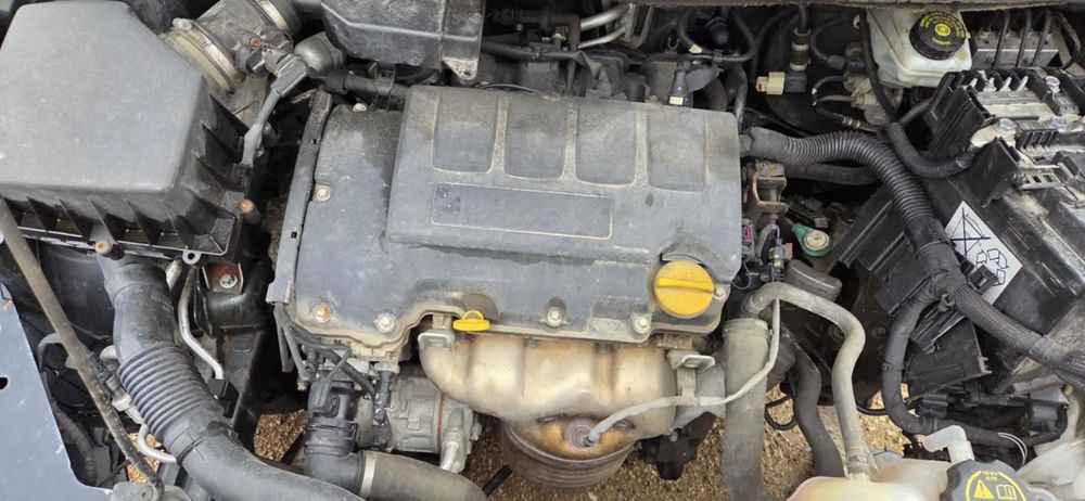 OPEL CORSA E 1,4 pompa wspomagania