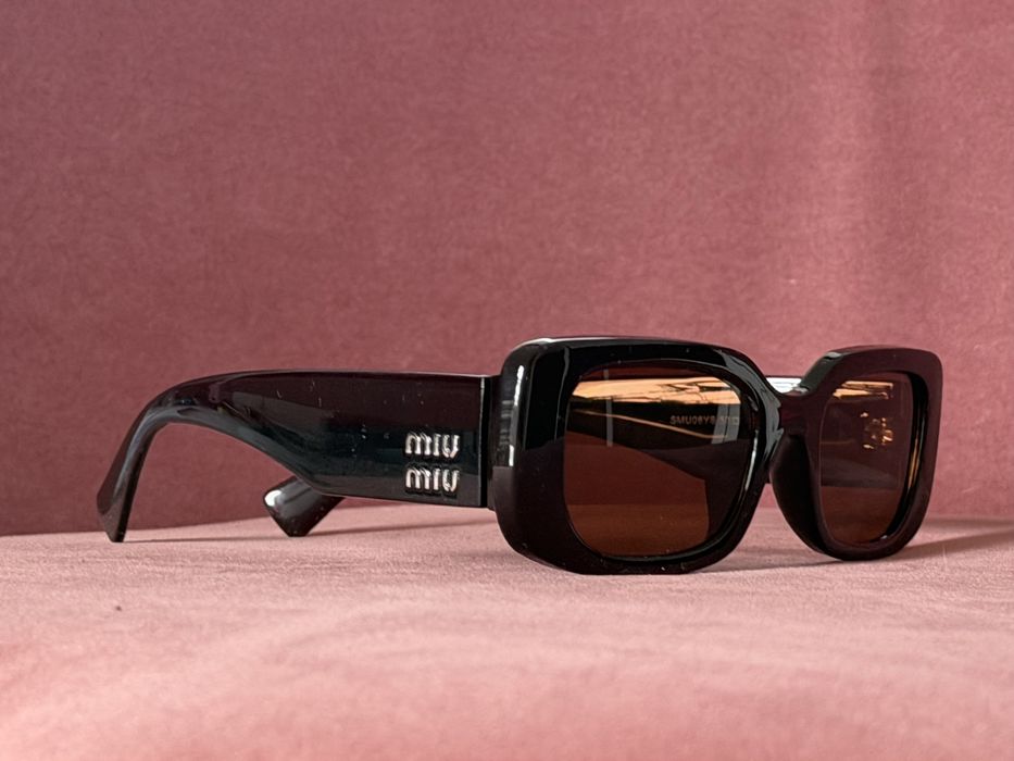 MIU MIU okulary przeciwsloneczne piękny model zapraszam