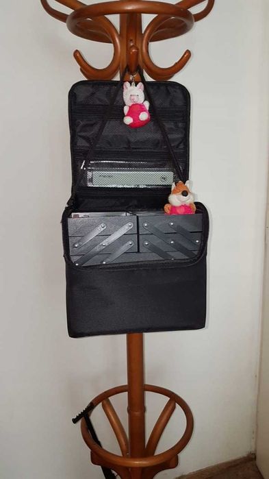 NOWY Kuferek Kosmetyczka Rozkładana Organizer Make-Up Czarny 25×28×20