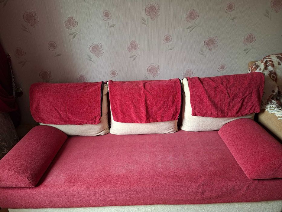 Продам диван (б/у) в чудовому стані