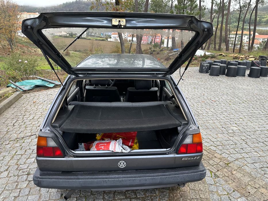 Volkswagen VW Golf 2 II 1,3 CAT 19.12.1988 nacional perfeita mecânica, boa chapa, não tem ferrugem, anda muito bem, vendo por falta de uso